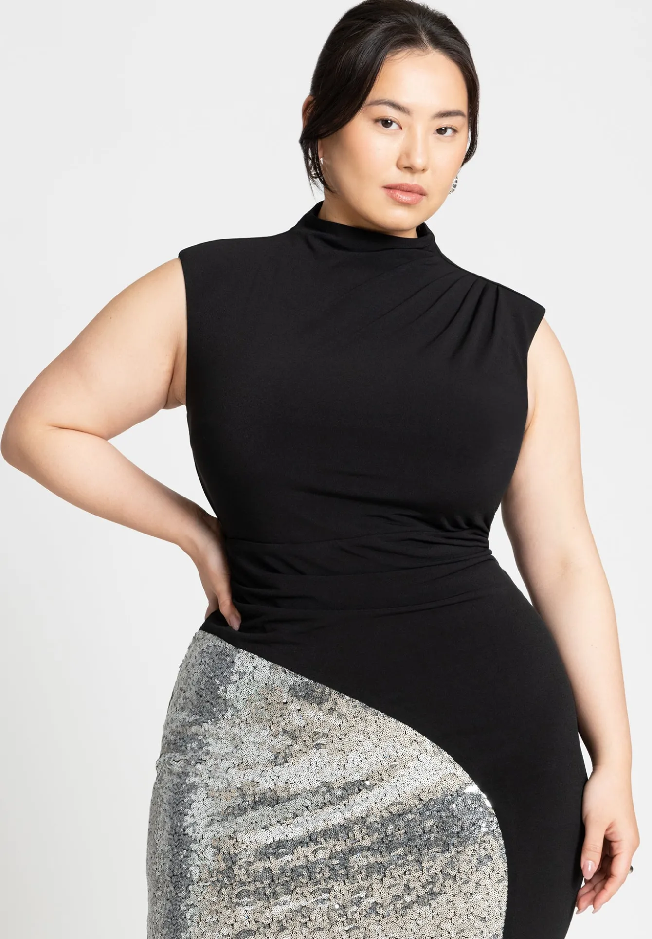 Funnel Neck Knit Dress With Sequin
