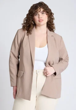 The Fluid Crepe Longline Blazer