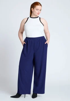 Track Pant With Side Stripe